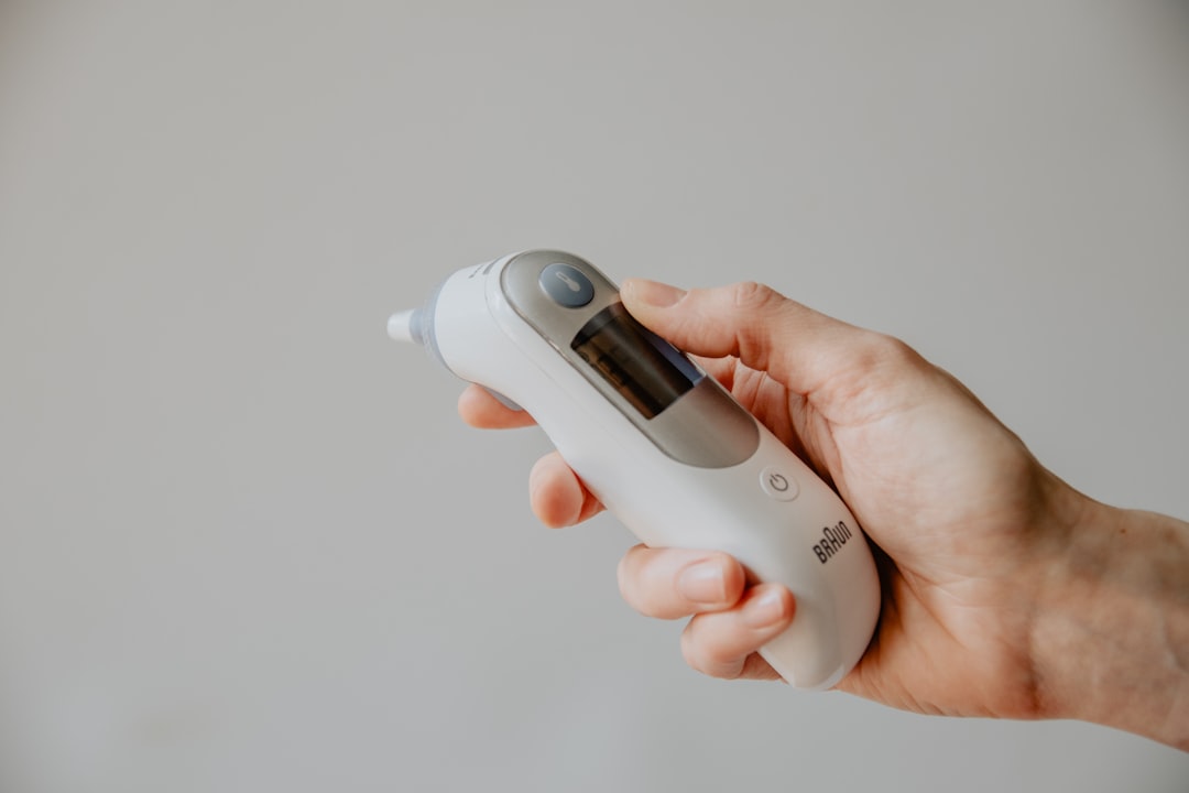 医用口罩与防护服等医疗防护用品的分类标准及适用场景解析正文配图 1