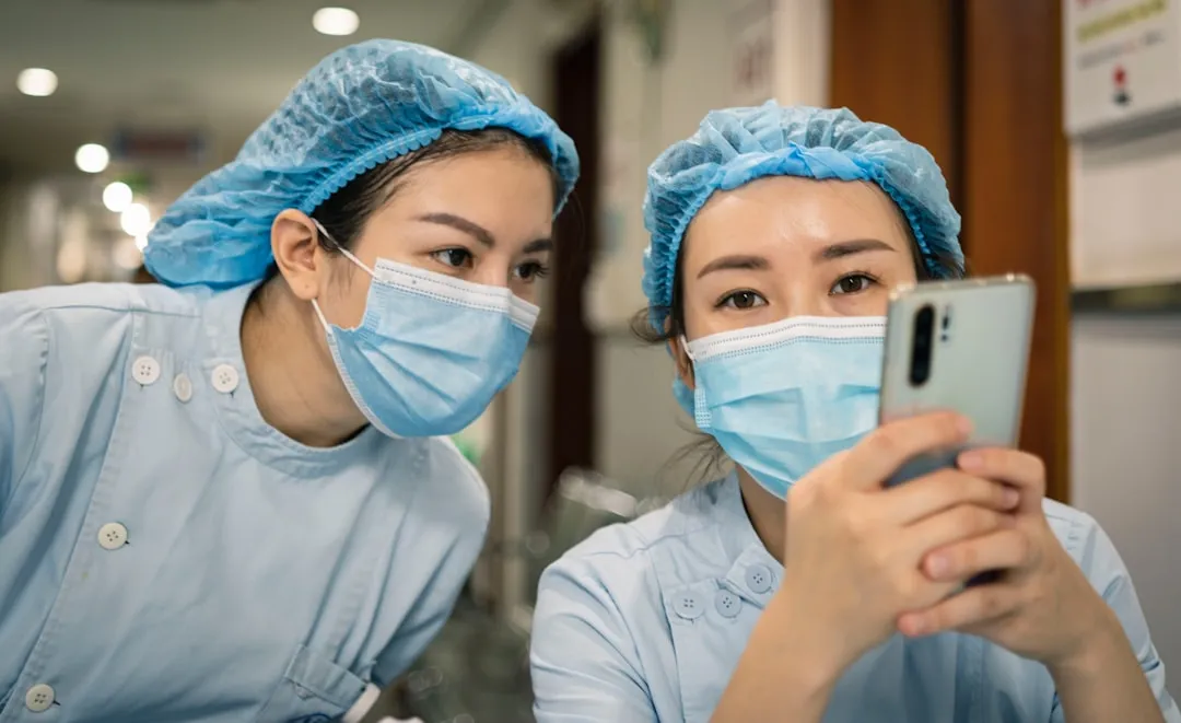 医疗机构防疫物资配置方案：隔离衣、手套与护目镜选型参考正文配图 2
